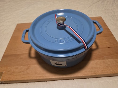 Staub cast iron - staub, qt,