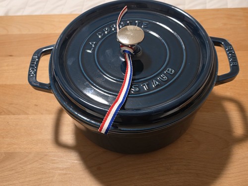 Staub cast iron - cast, 4
