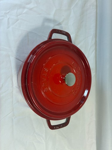 Staub enameled cast - staub, qt