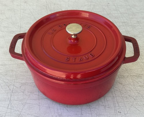 Staub dutch oven enameled - dutch,