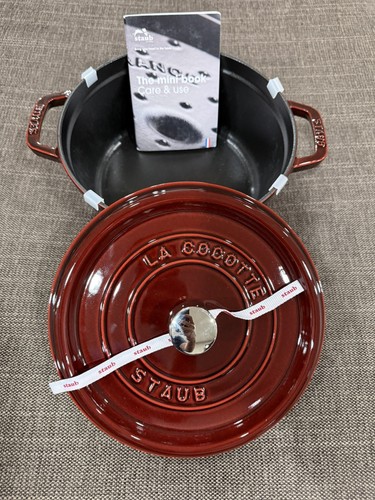 Staub cast iron round - iron,