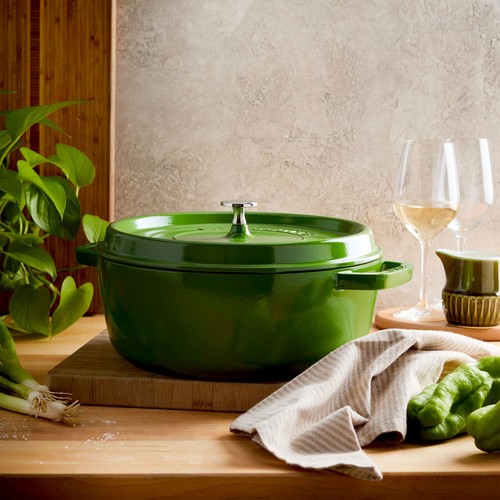 Staub quart shallow round - staub,