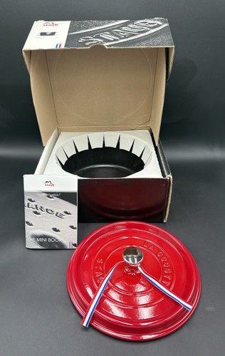 Staub 4qt cast iron dutch - cast,