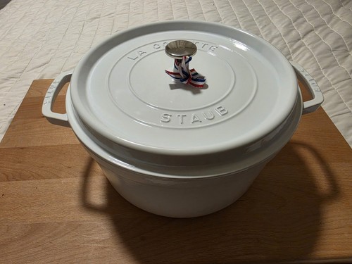 Staub cast iron round - qt,,